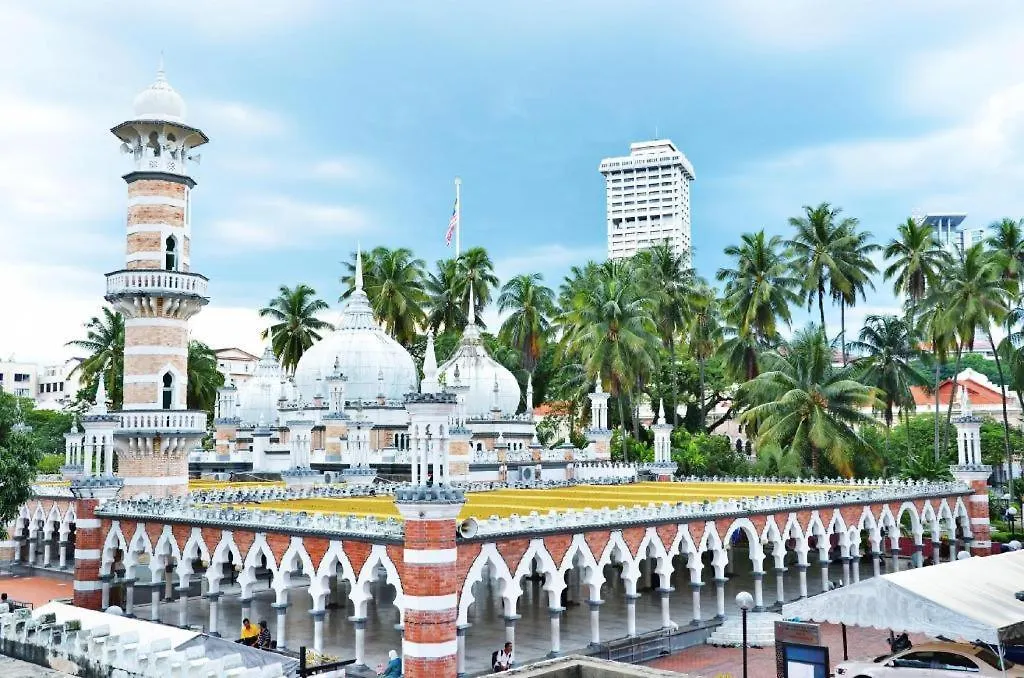Dongfang Hotel And Restaurant Kuala Lumpur 2*,