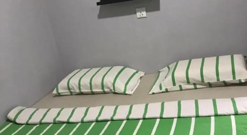 Dongfang Hotel And Restaurant Kuala Lumpur 2*,